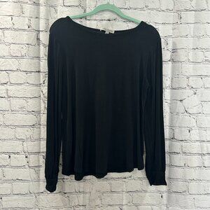 Ladies Green Envelope long sleeved shirt Size L